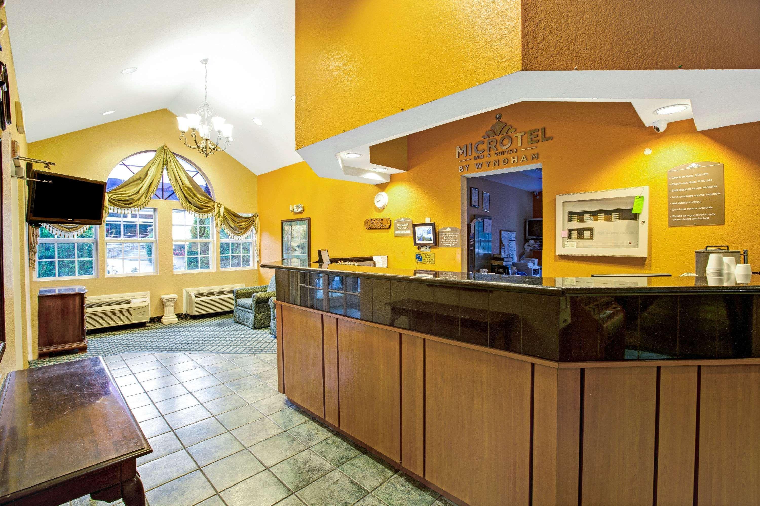 Microtel Inn & Suites By Wyndham Gatlinburg Eksteriør bilde