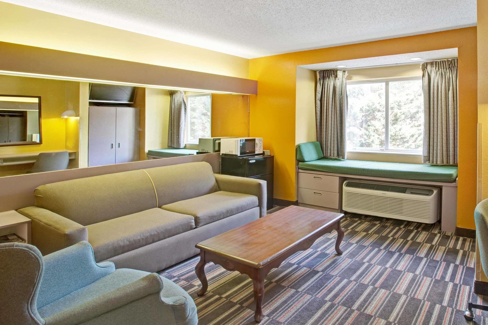 Microtel Inn & Suites By Wyndham Gatlinburg Eksteriør bilde